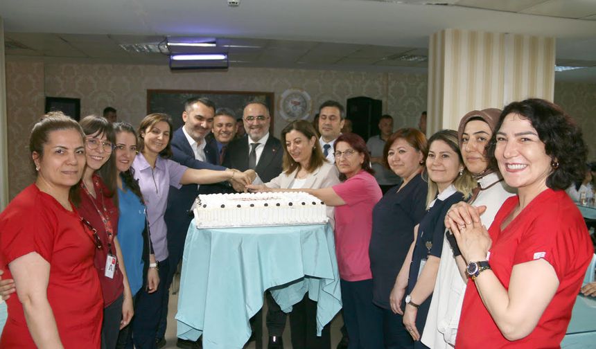 Hemşireler Haftası Coşkuyla Kutlandı