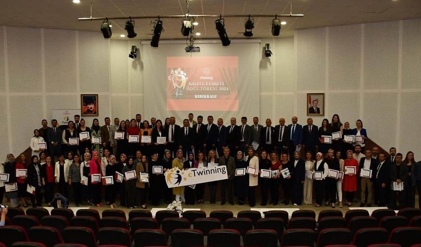 Kırıkkale’de eTwinning Başarısı: Öğretmenlere Kalite Ödülleri Takdim Edildi