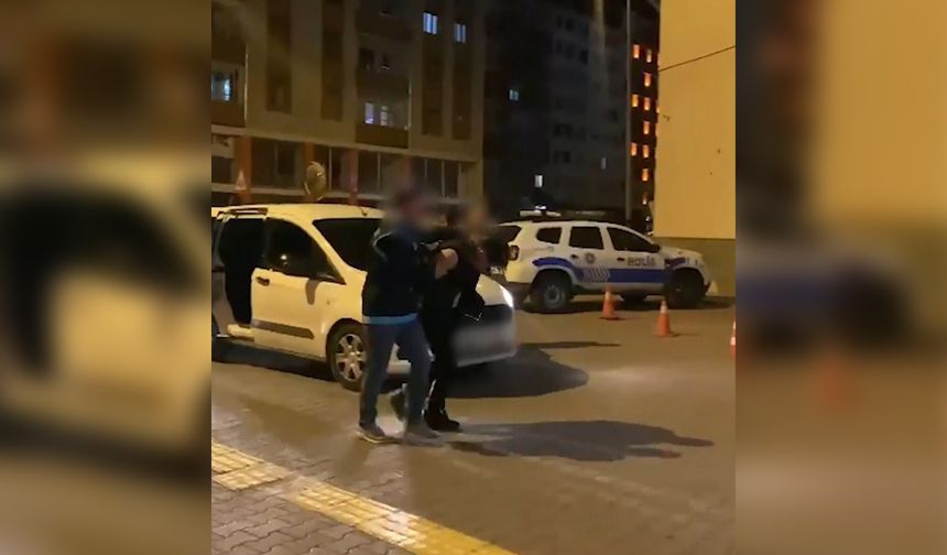 Silahlı Gasp Yaptılar, 60 Kişilik Özel Ekiple Yakalandılar