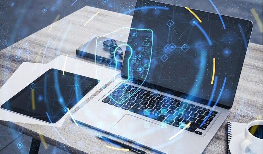Dizüstü Bilgisayar Güvenliği 101: Cihazınızı ve Verilerinizi Korumak İçin 8 Teknik İpucu