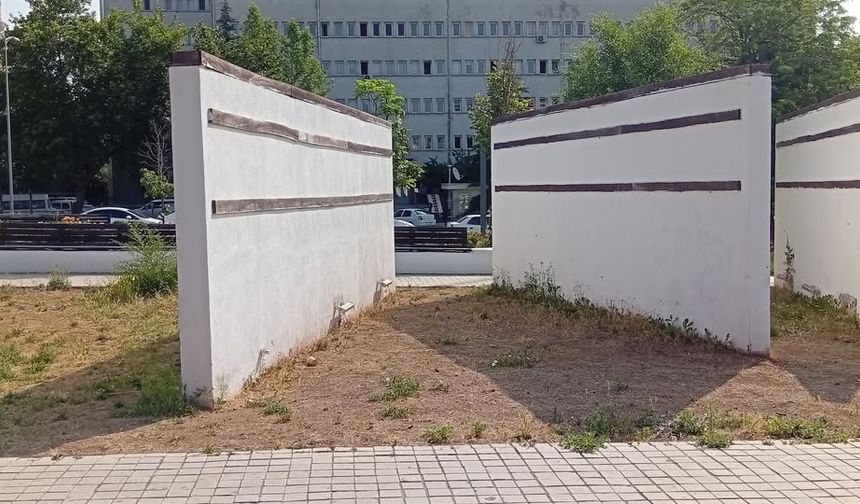 Kırıkkale Şehir Parkı’ndaki Sergi Duvarları Amacına Ulaşamadı