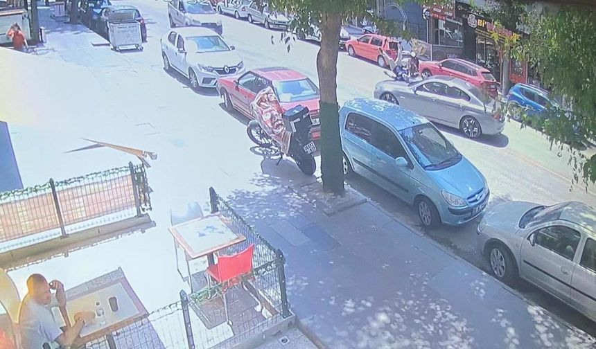 Otomobilin Çarptığı Yaya Havada Takla Attı