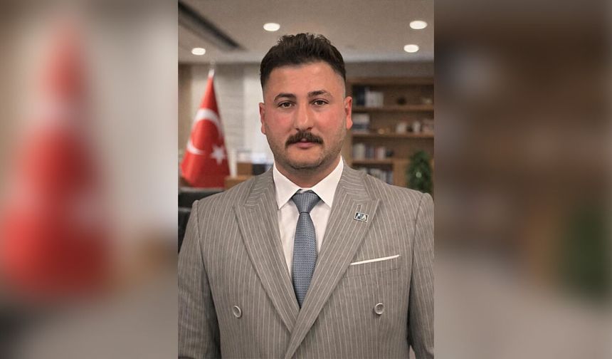 Cenazelerde Fotoğraf Tepkisi: “Acı Paylaşım Malzemesi Değildir”