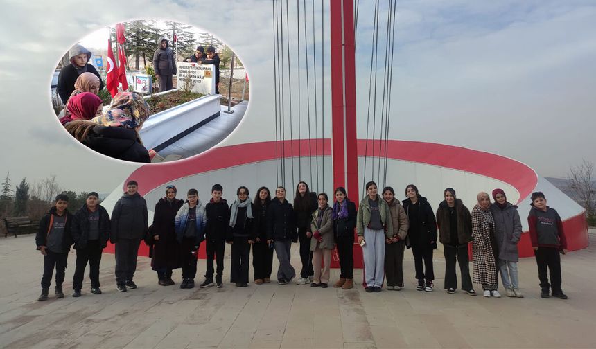 Kırıkkale’de Öğrenciler Şehitleri Dualarla Andı