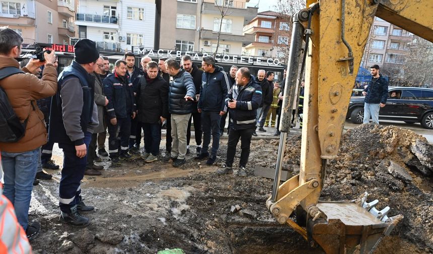 Vali ve Başkan  yangın hakkında bilgi aldı