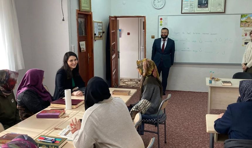 Kaymakam Bozkır’dan Kur’an Kursuna Moral Ziyareti