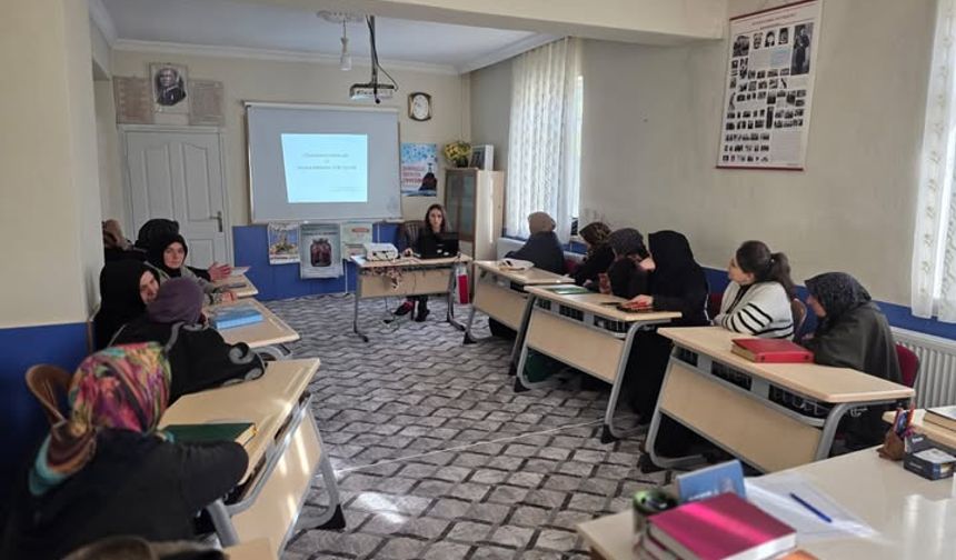 Çullu’da Sigaranın Zararları ve Bırakma Yöntemleri Anlatıldı