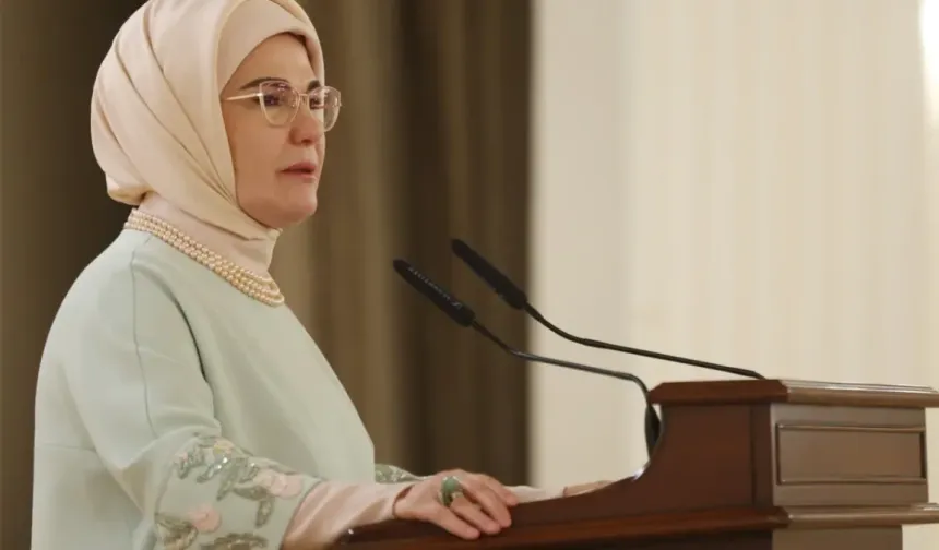 Emine Erdoğan’dan deprem bölgesindeki eğitim çalışmalarına destek mesajı