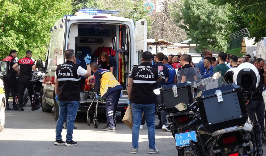 Aile şiddeti,Eşi ve kızının canını aldı