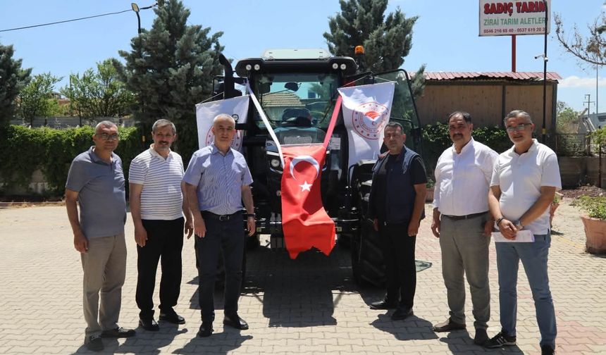 Tarım İl Müdürlüğü Envanterine Yeni Bir Traktör Kazandırıldı!
