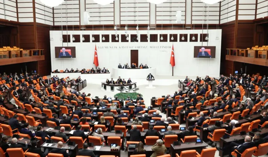 TBMM'nin çalışma takvimi uzatıldı
