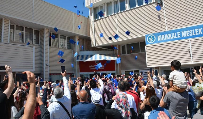 Hacılar MYO Mezunlarını Geleceğe Uğurladı