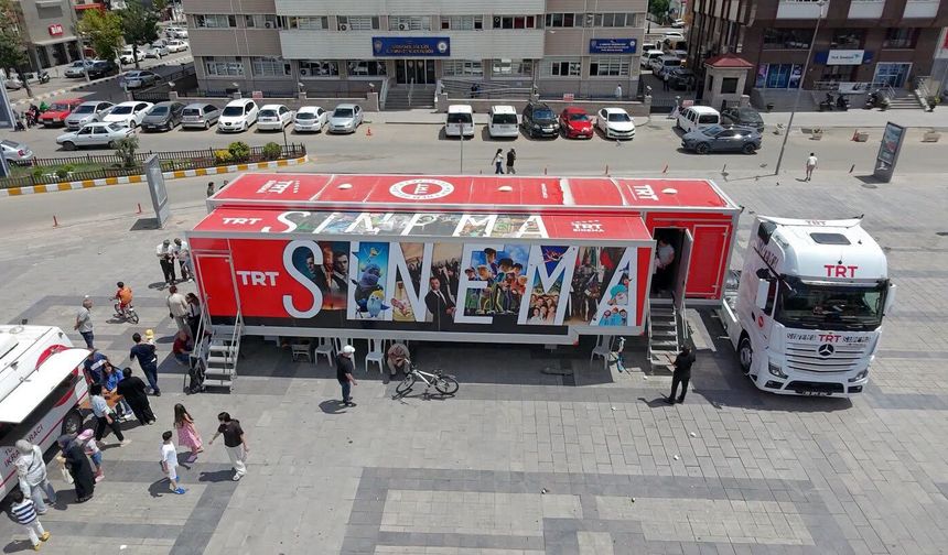 TRT Sinema Tırı Kırıkkale'ye Veda Etti