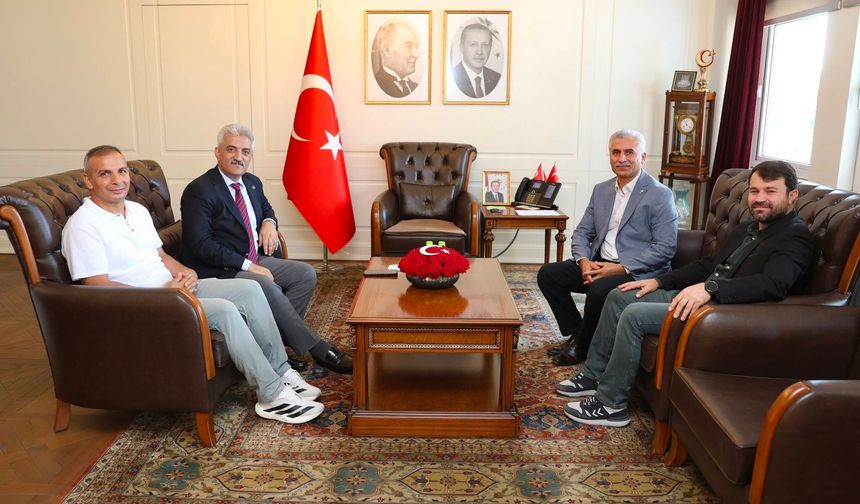 Yeşilay'dan Düzce Valisi Mehmet Makas'a Ziyaret