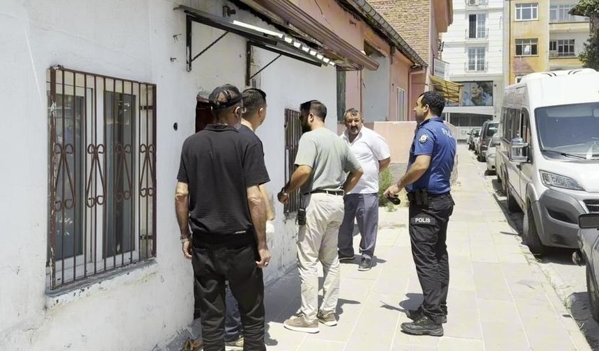 Arkadaşı Tarafından Evinde Ölü Bulundu