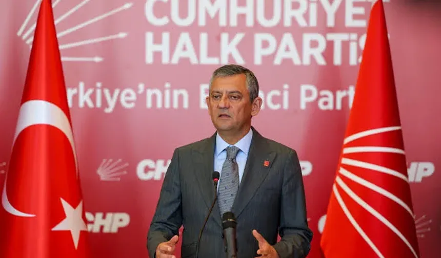 Özgür Özel: Yeni partiyi hep birlikte kuruyoruz