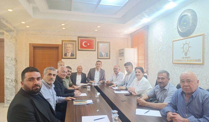 AK Parti Kırıkkale’de İlçe Başkanlarıyla İstişare Toplantısı
