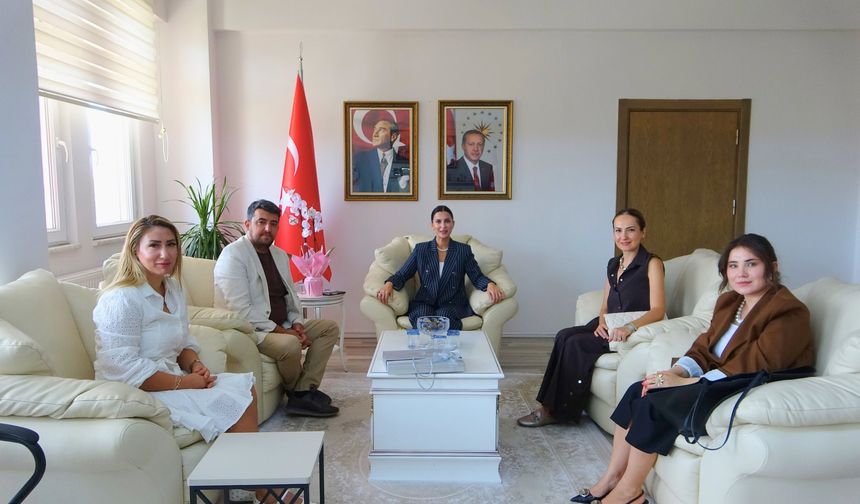 Bahçeşehir Koleji’nden Bahşılı Kaymakamı Kazanmaz’a Ziyaret