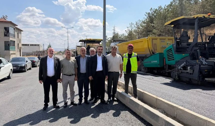 Karakeçili’de Asfalt Çalışmaları Yerinde İncelendi