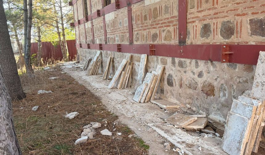 Balışeyh'te Ballı Baba Camii Restore Ediliyor