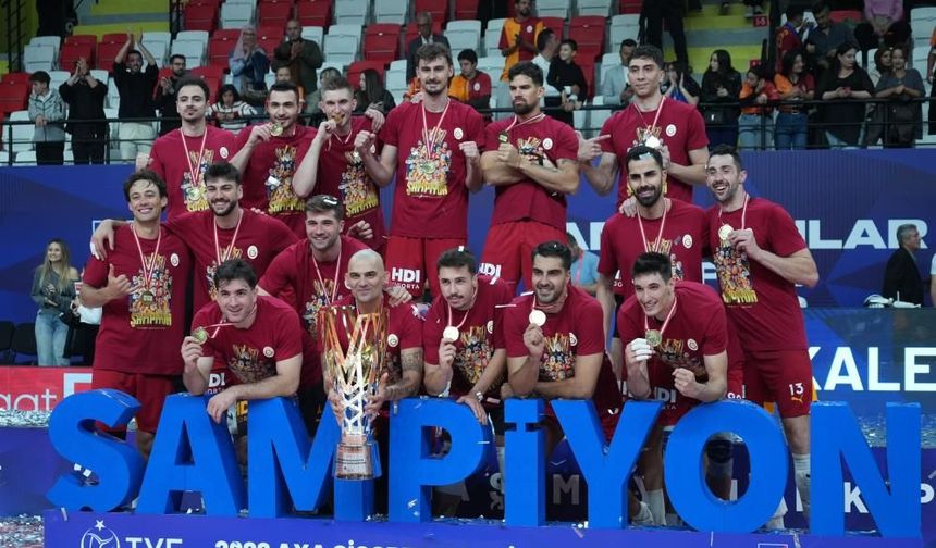 Galatasaraylı Voleybolculardan Şampiyonluk Mesajı: "Bunlar Daha Başlangıç"
