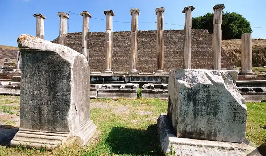 Bergama'da uygarlıkların izleri bir arada