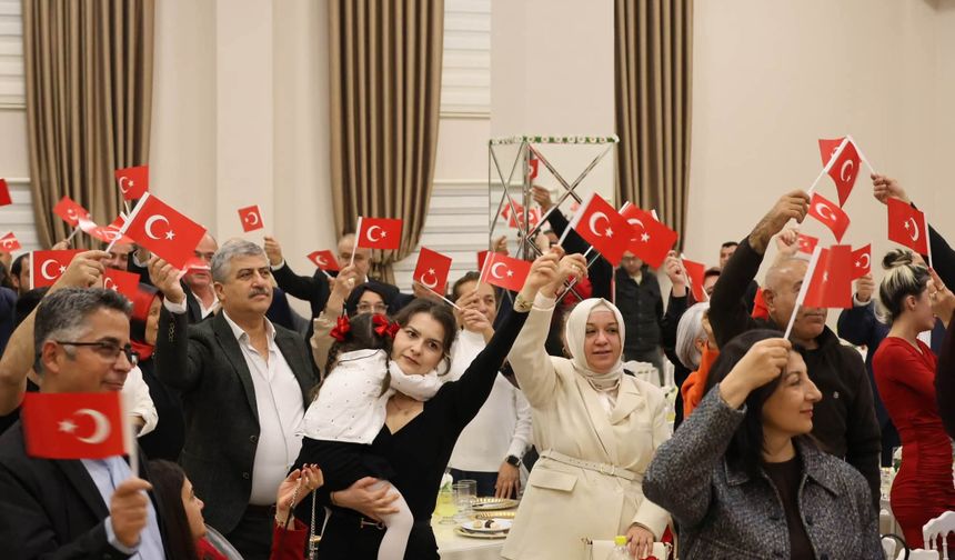 Cumhuriyet Balosunda Cumhuriyet sevgisi