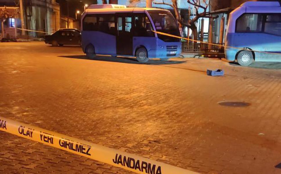 Alkol Masasında Tartışma Kanlı Bitti: 1 Ölü 2 Ağır Yaralı