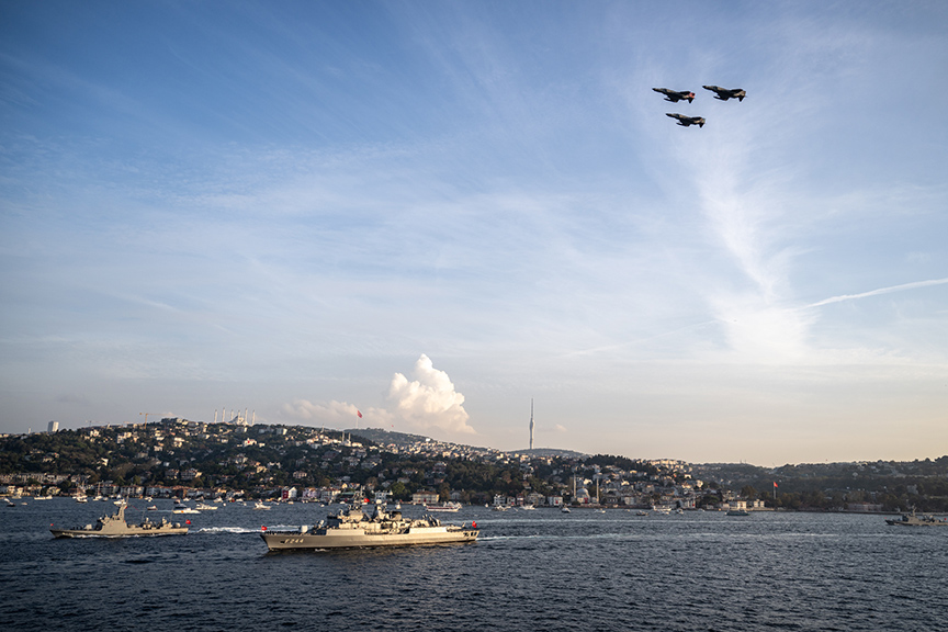 Türk Donanması Tarihi resmi geçit (2)