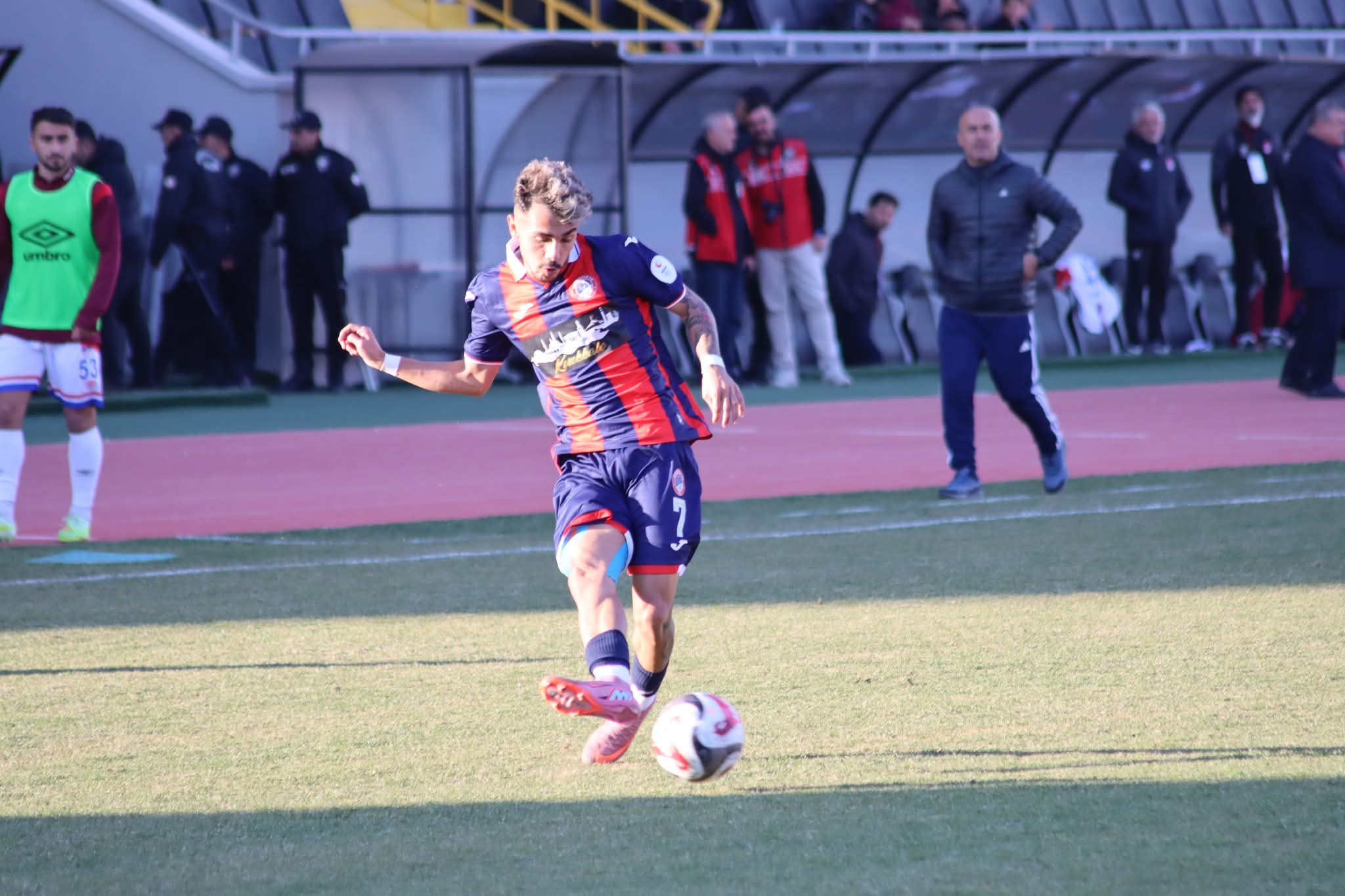 F B I M G 1764425963407