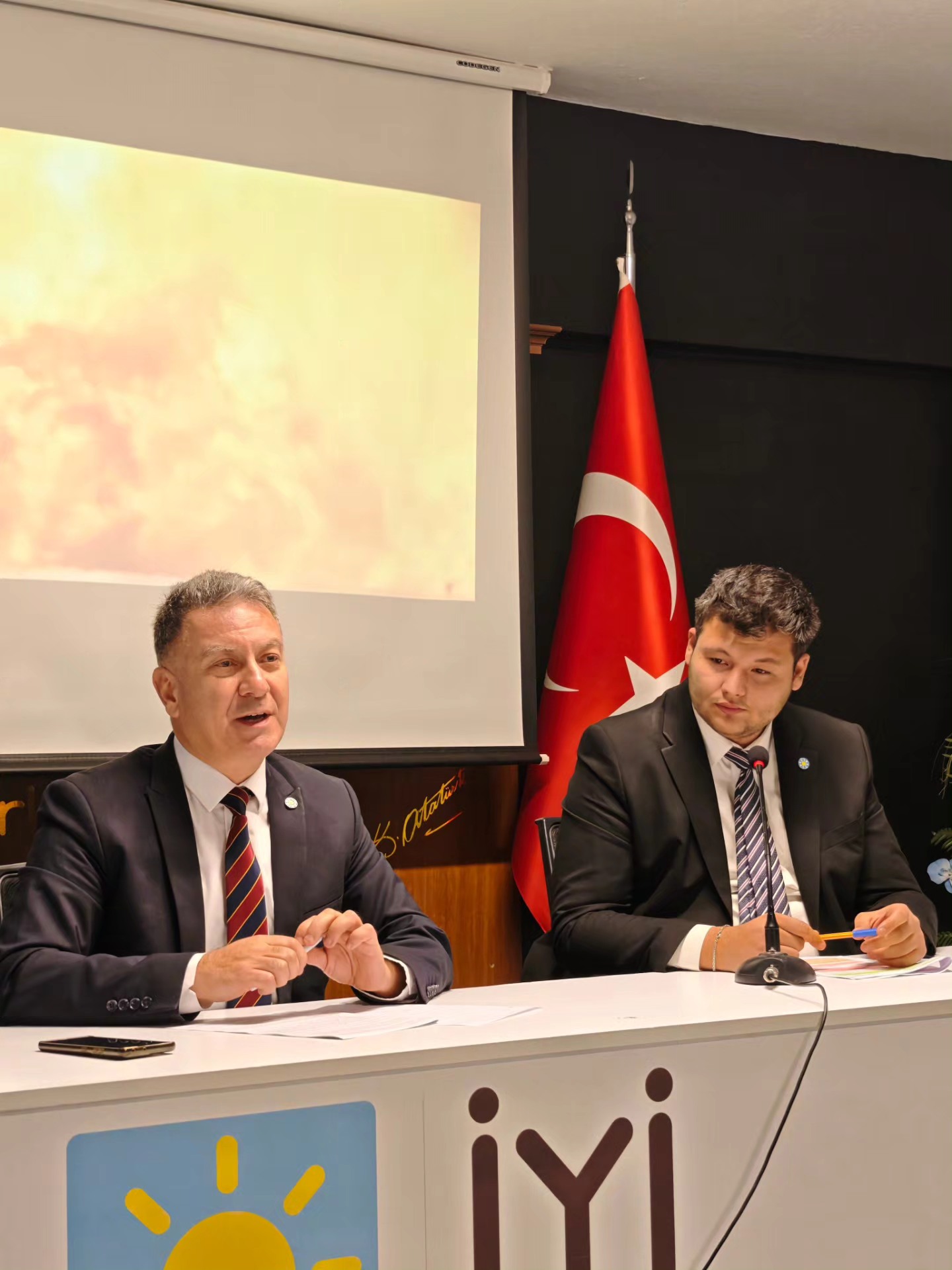 606487263 10163421162331904 7184266816875619918 N