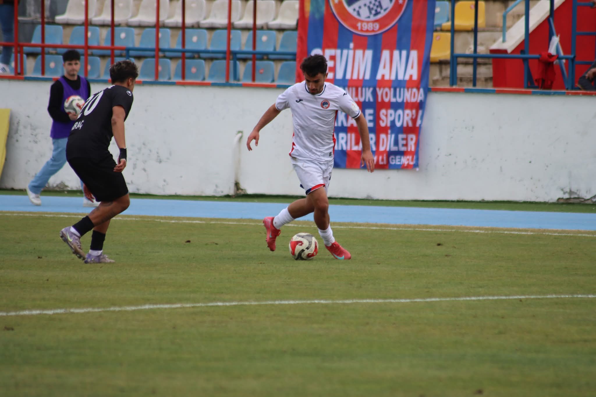 F B I M G 1765109321638