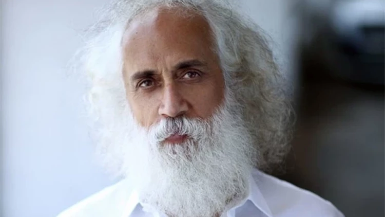 5Ad6E392D3806C04A0F2516B-1