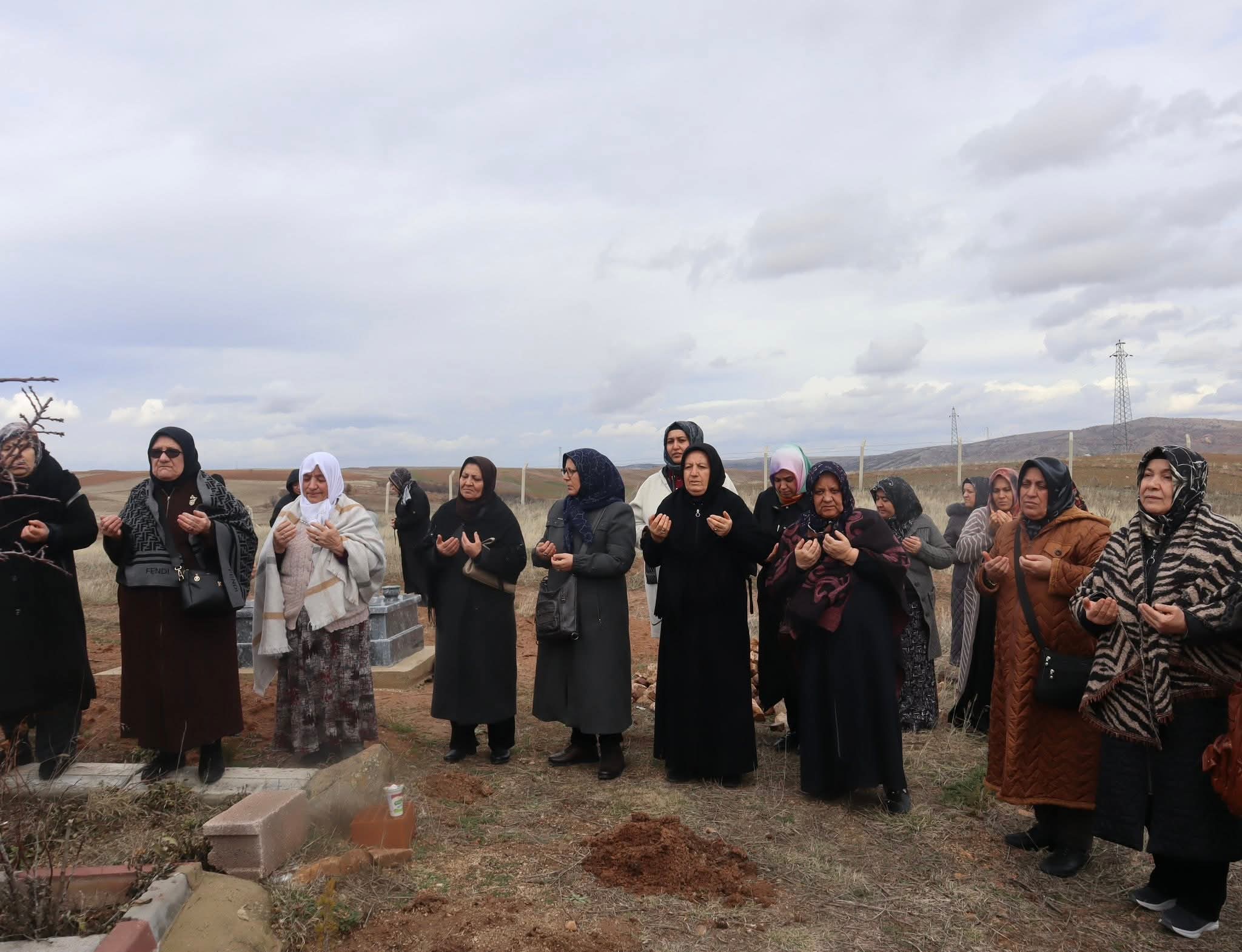 F B I M G 1770564381736