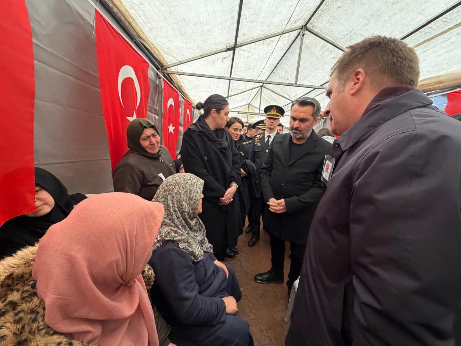 F B I M G 1774790177663