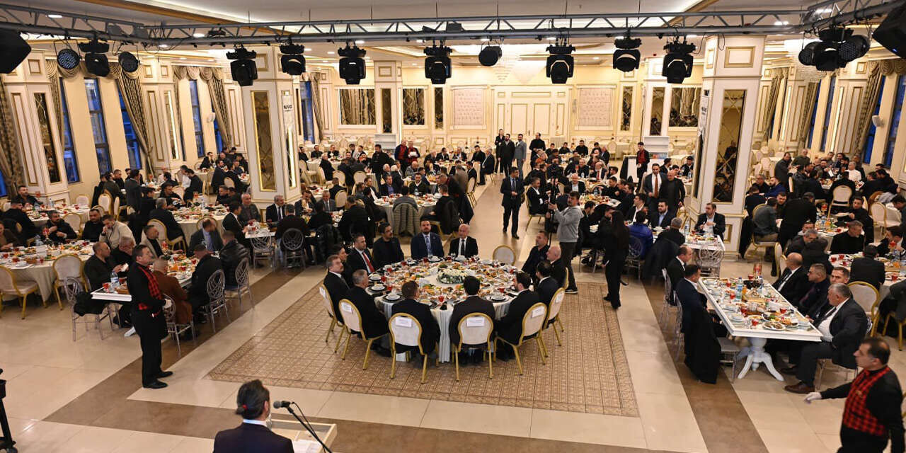 Musiad Ailesi Iftarda Bulustu Var Gucumuzle Calisiyoruz4