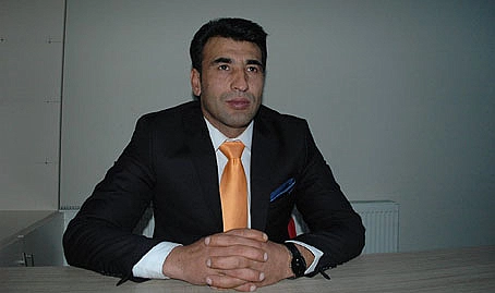 Akp Nin Karakecili Belediye Baskan Adayi Huseyin Ozcelik In Turk Vatandasligi Satan Cete Davasinda Yargilandigi Ortaya Cikti 3554-1