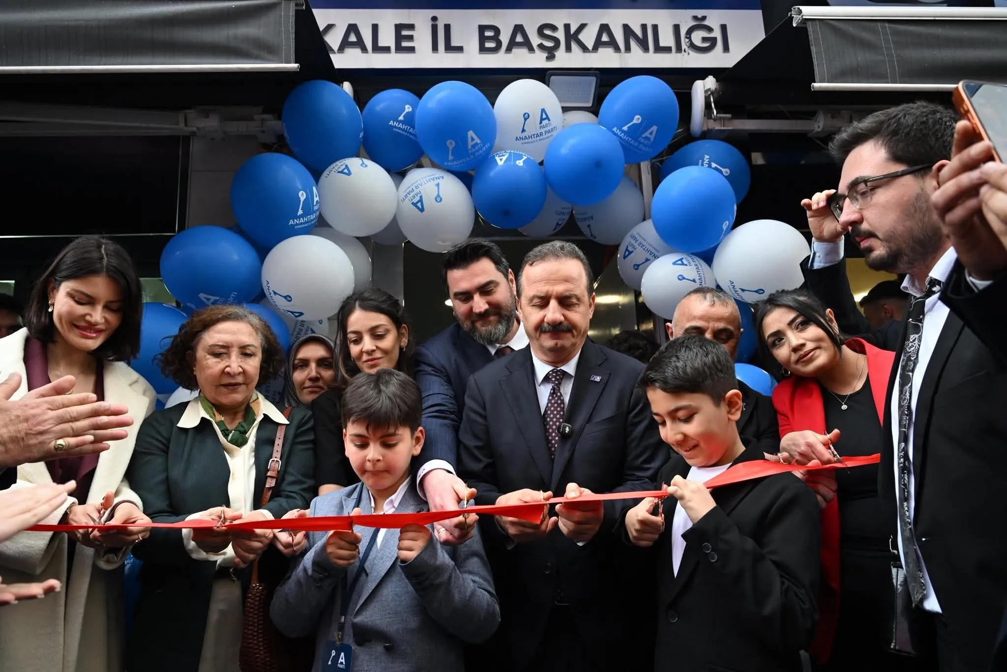 F B I M G 1775328387206-1