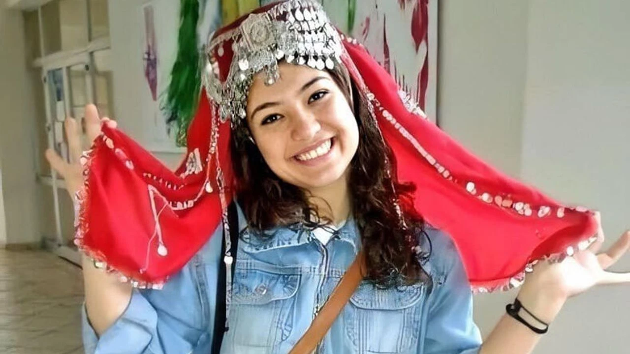 Senay Aybuke Yalcin