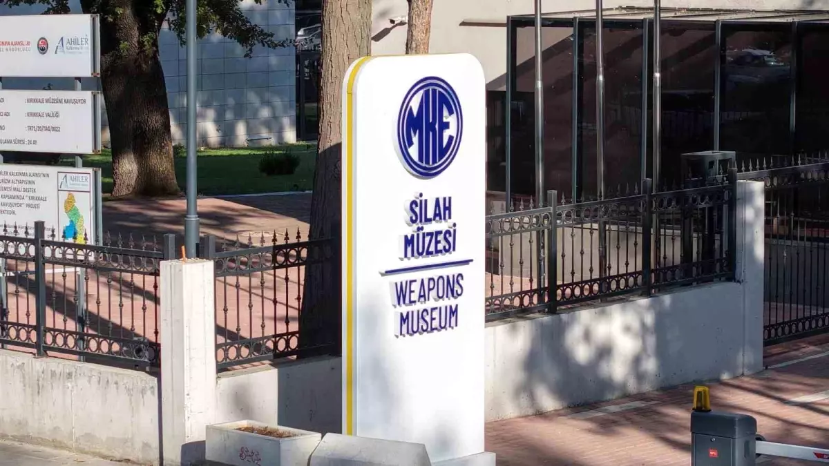 Mke Silah Muzesi Acilmadi Gencler Tepki Goste 19046606 Amp