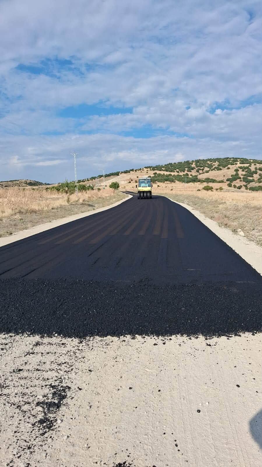 Kırıkkale’nin Köylerinde Yol Çalışmaları Hız Kesmiyor