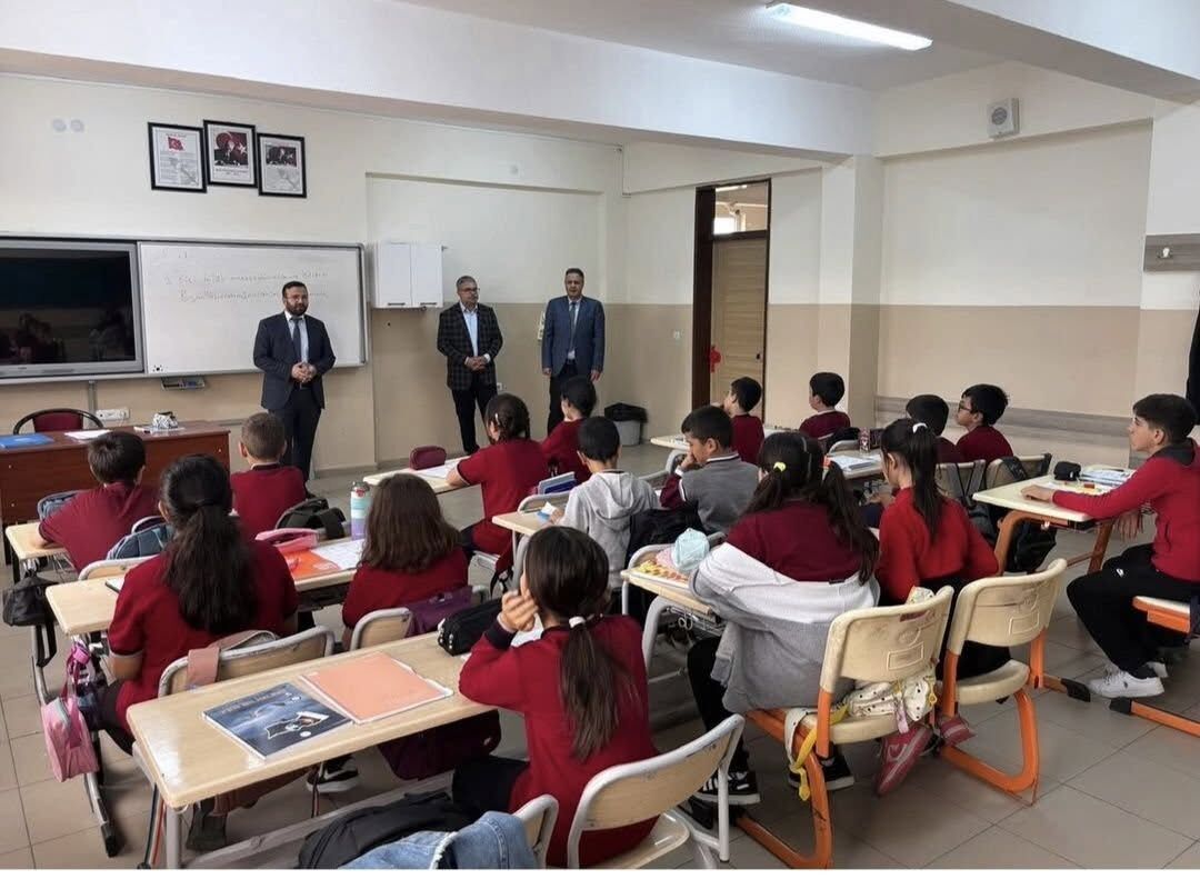 Bahşılı’da Müftülük Ekibi Öğrencilerle Buluştu