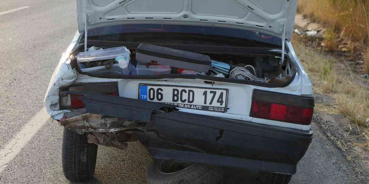 Kirikkalede Korkutan Kaza Iki Otomobil Carpisti 3