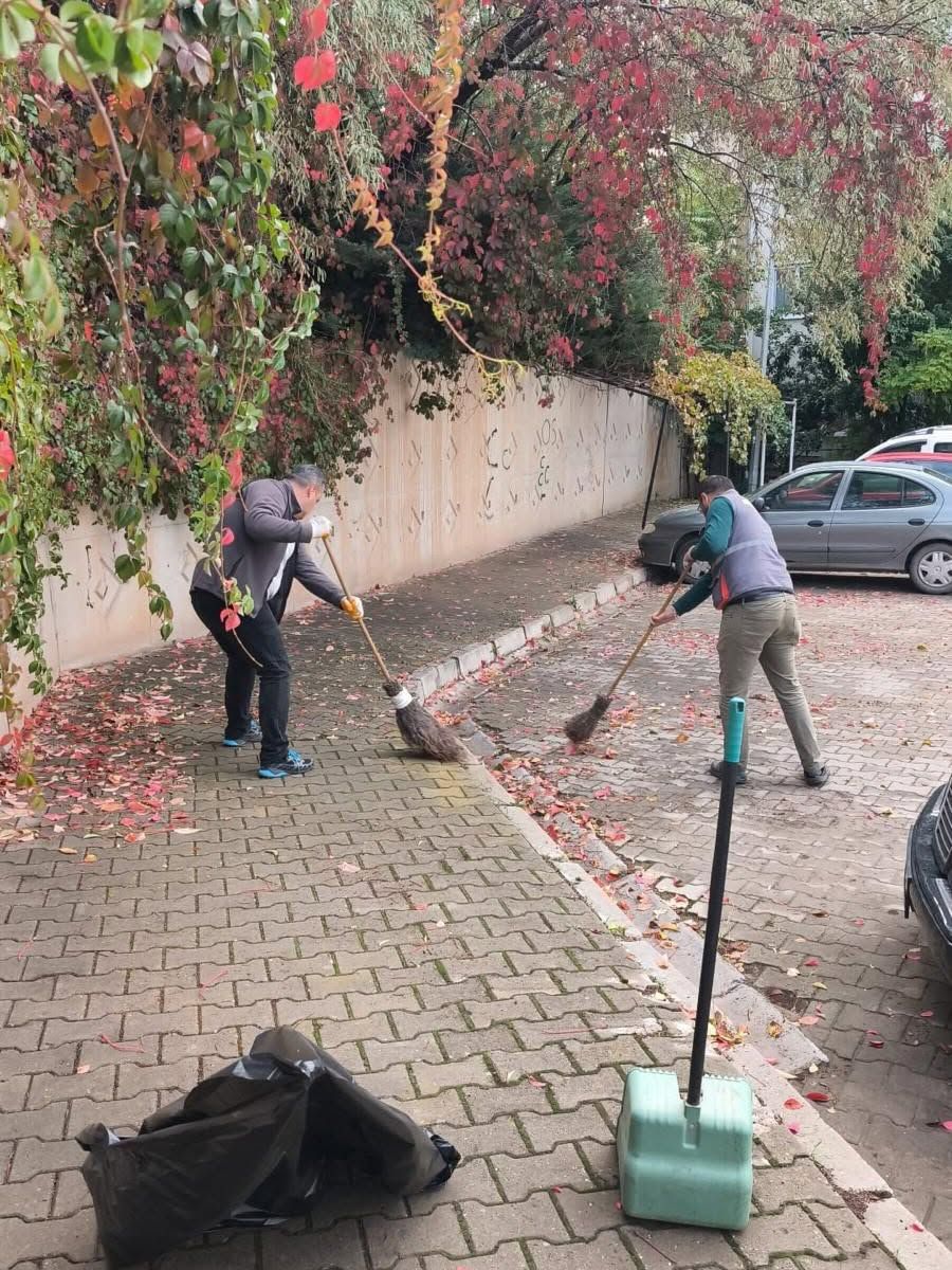 Yeşilvadi TOKİ'de Köşe Bucak Temizlik